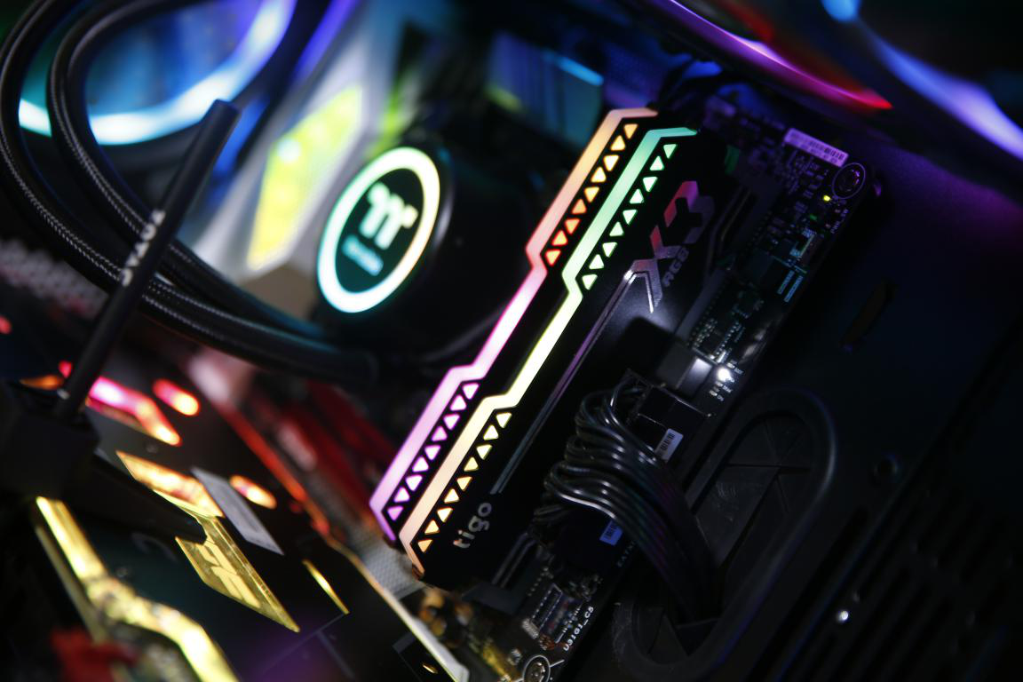 金泰克灯条内存新品X3 RGB上新